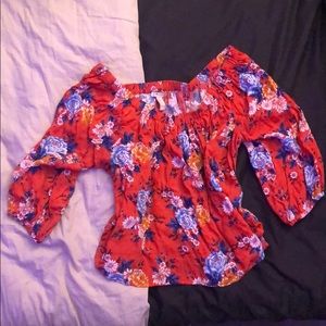 Loose flowery blood orange blouse 🍊